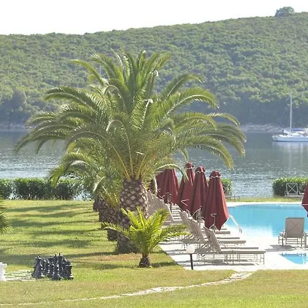 Bella Mare 4*